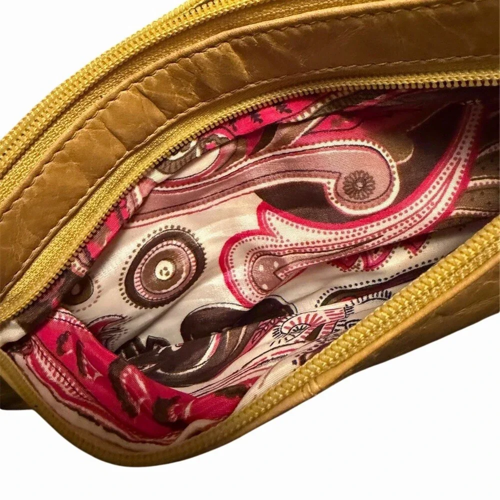 Sophia Visconti Wristlet Clutch Wallet Tan/Cognac